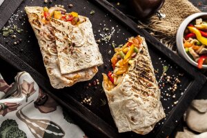 Шаурма острая с курицей