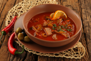 Солянка мясная
